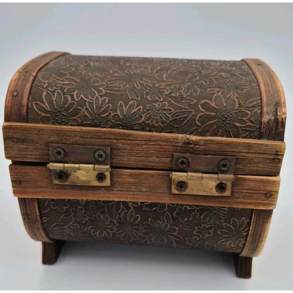 Vtg. Mini Wooden Treasure Chest Trinket Box with Metal Latch